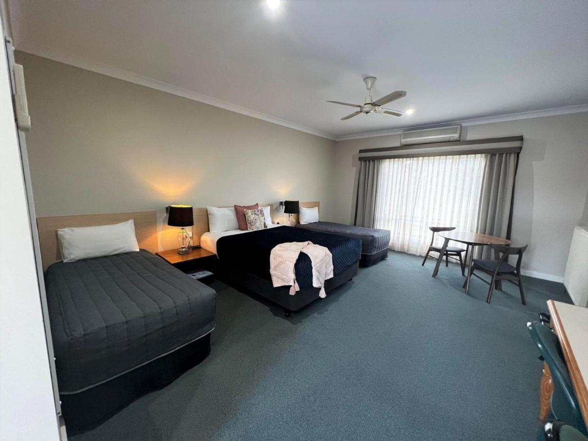Tumbarumba Motel & Elms Restaurant Luaran gambar