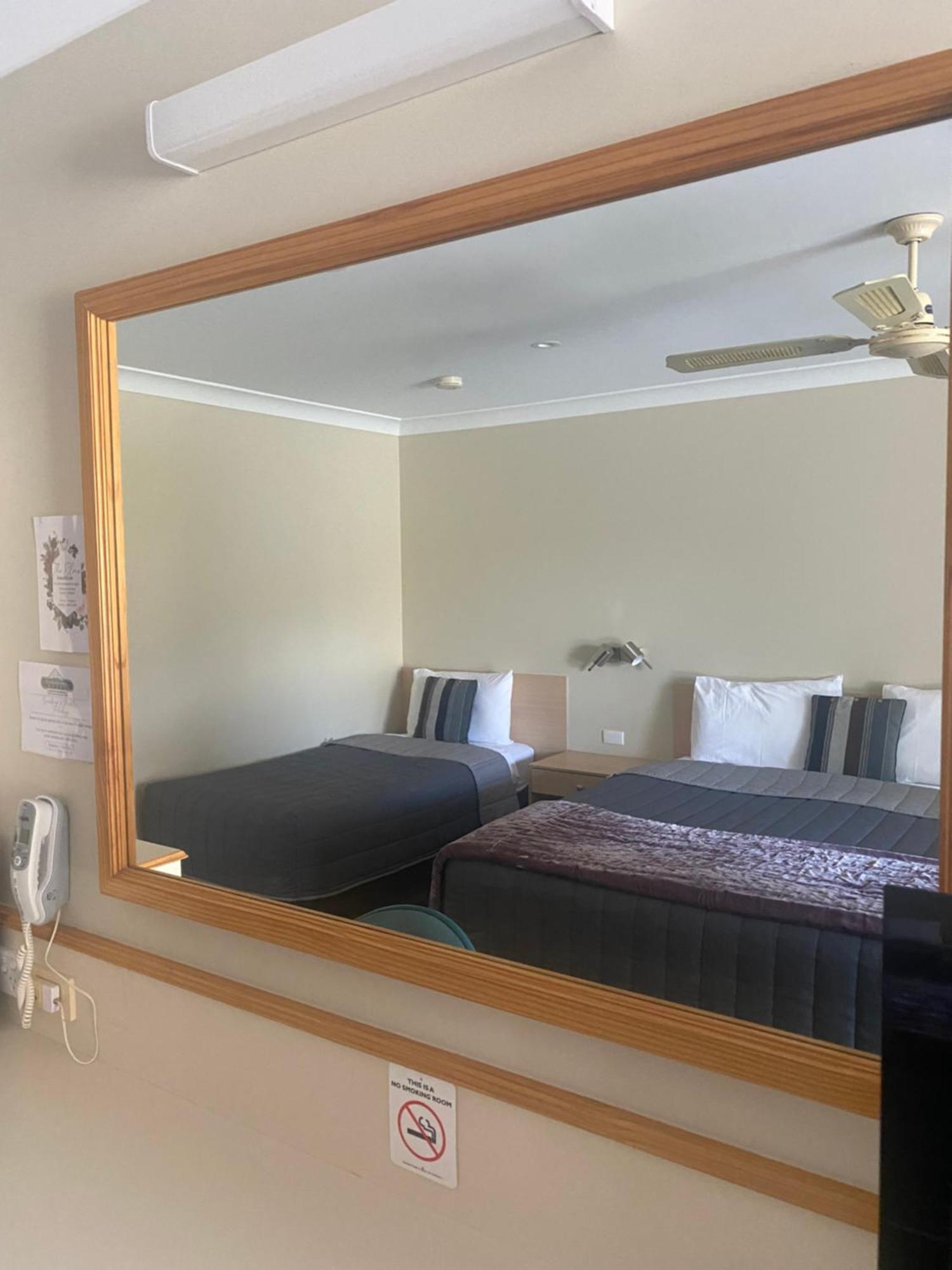 Tumbarumba Motel & Elms Restaurant Luaran gambar